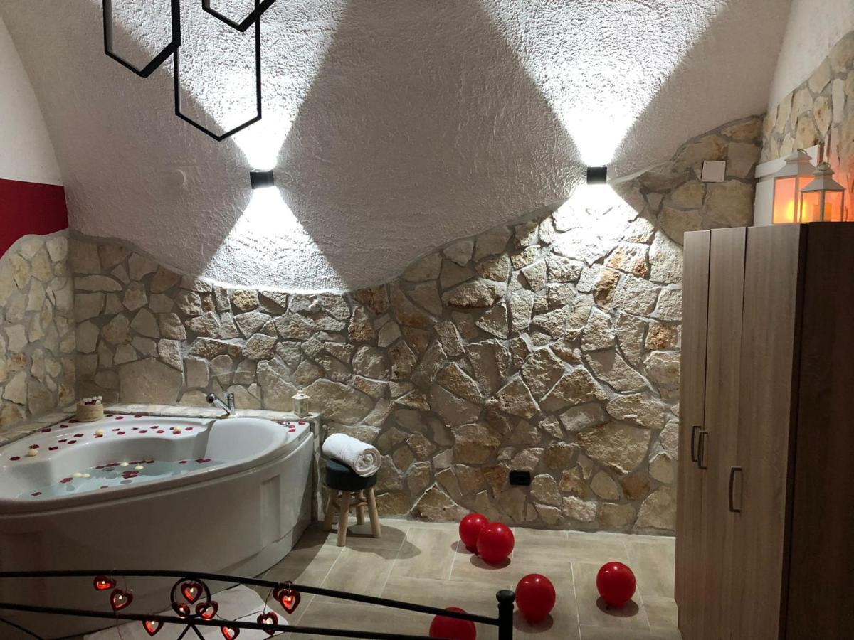 La Pietra Hotell Bari Eksteriør bilde