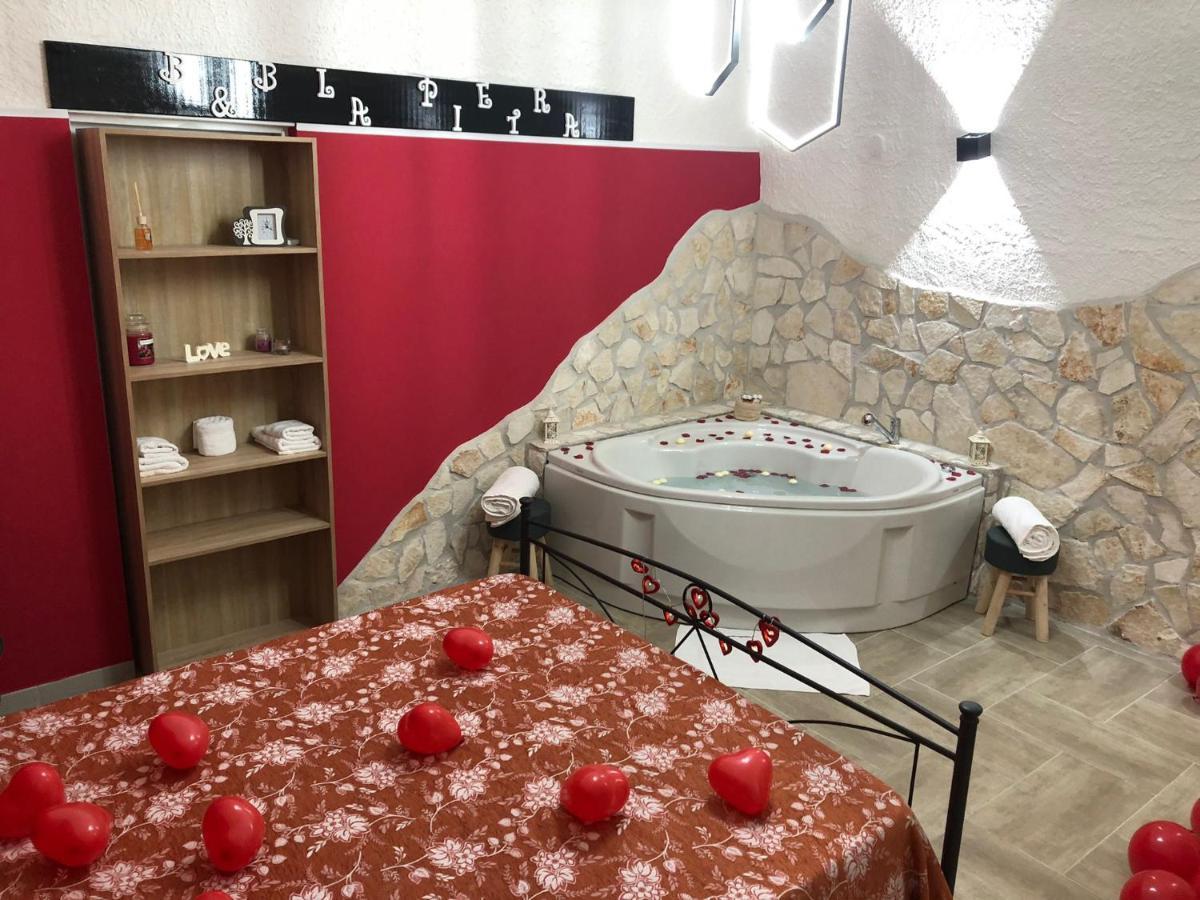 La Pietra Hotell Bari Eksteriør bilde